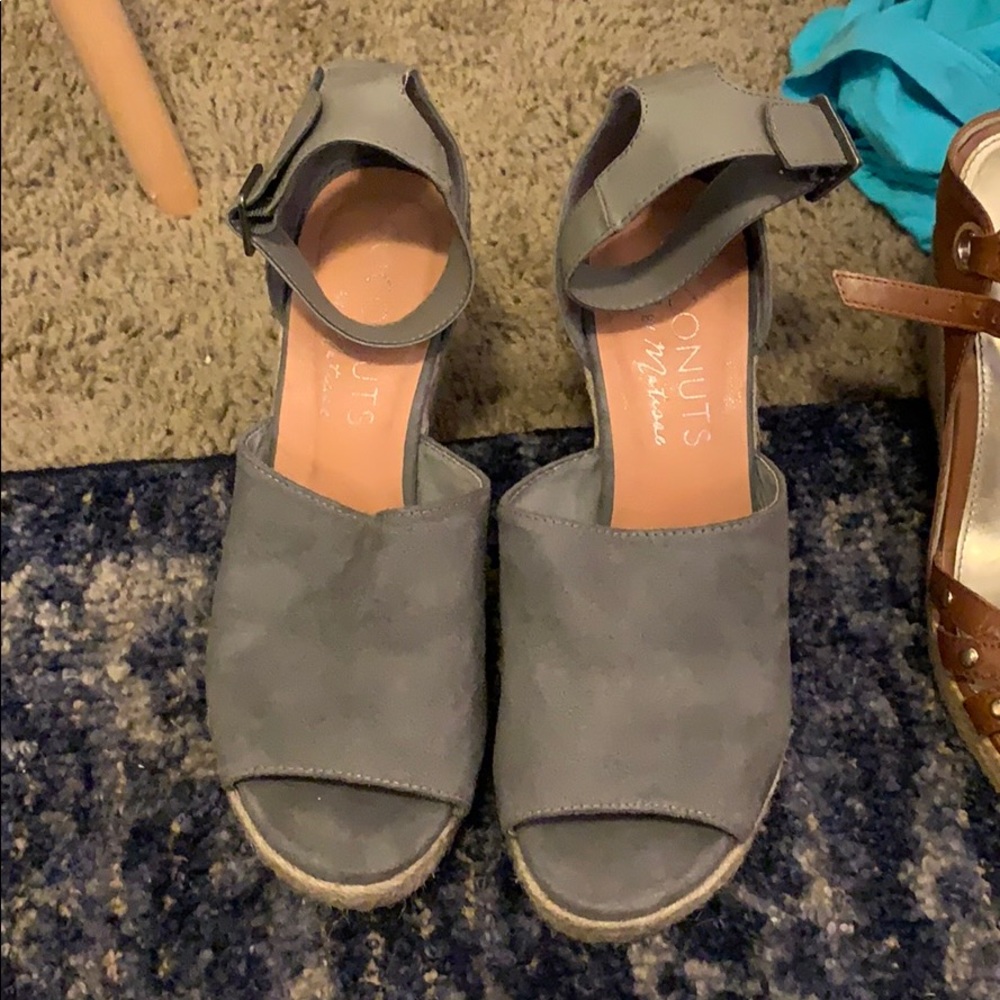 NEver worn coconut wedge
